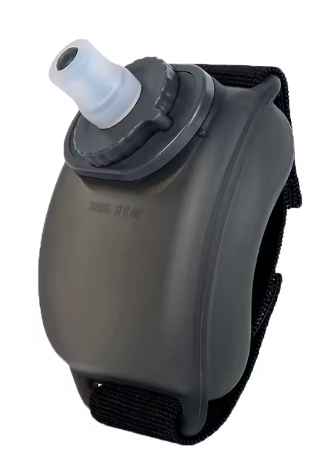 Bilekte taşınabilen su matarası